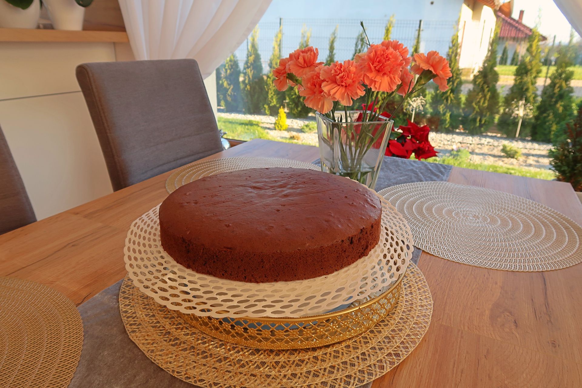Ciemny biszkopt kakaowy 26 cm
